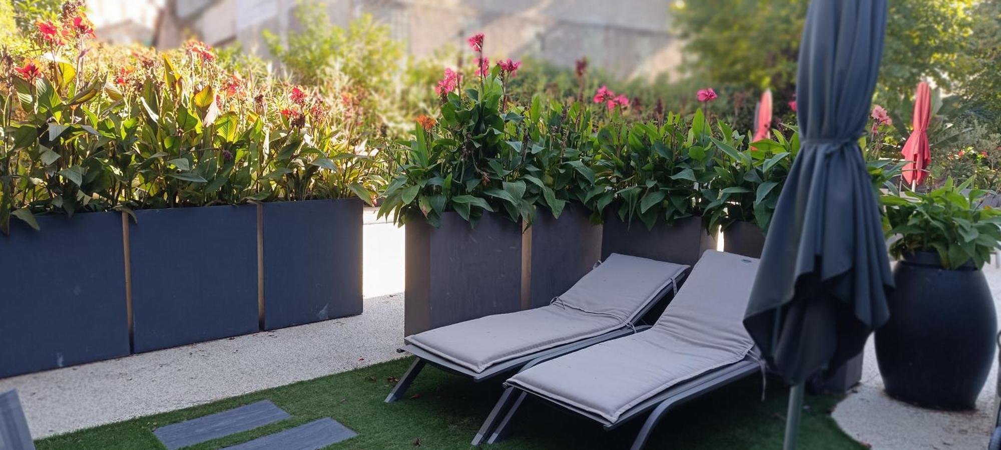 Les Jardins De La Fontaine Bed & Breakfast Ales Bagian luar foto