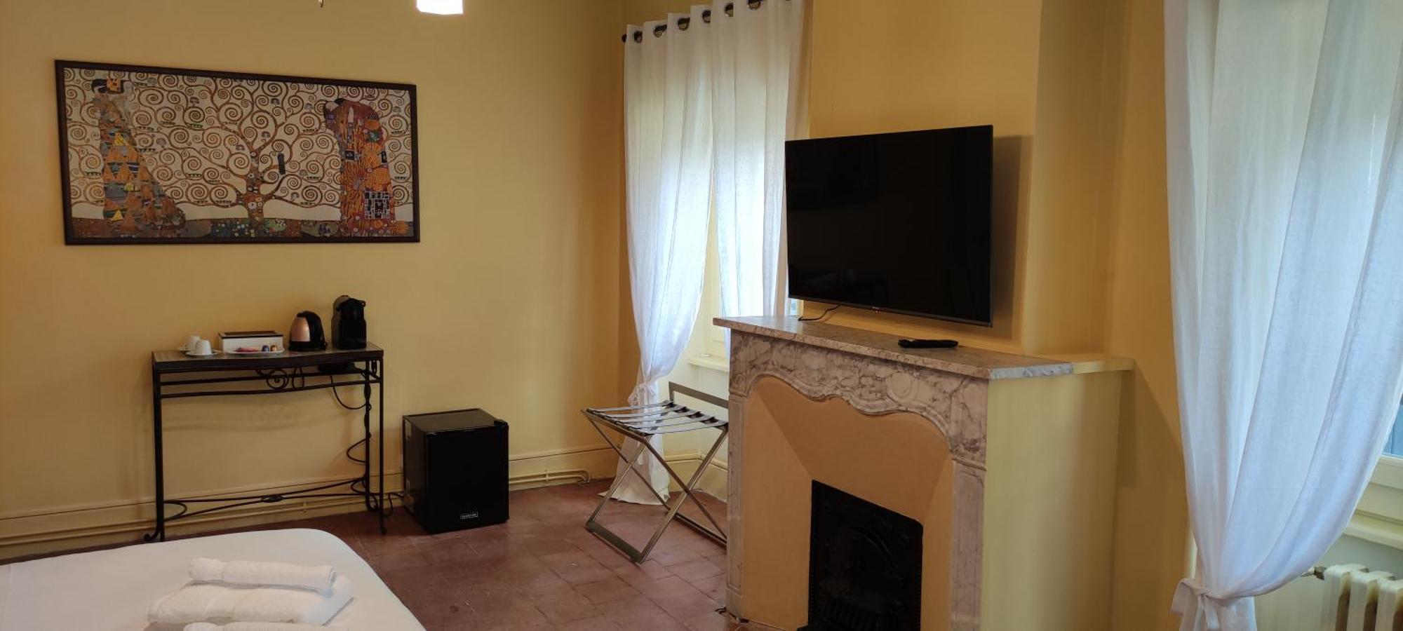 Les Jardins De La Fontaine Bed & Breakfast Ales Bagian luar foto