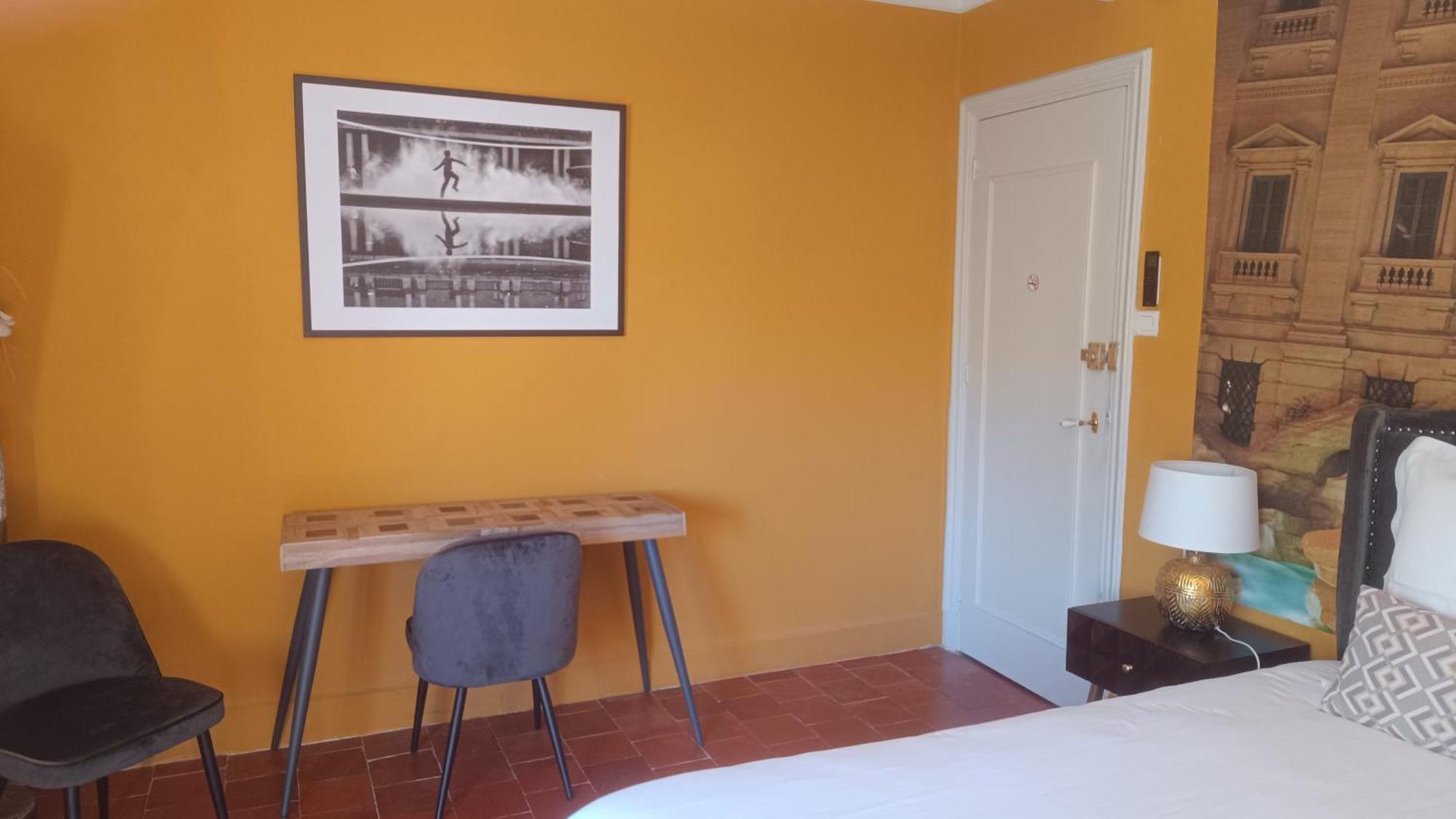 Les Jardins De La Fontaine Bed & Breakfast Ales Bagian luar foto